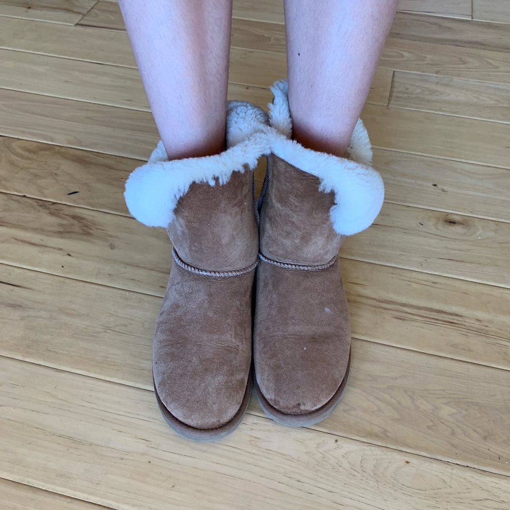 Tan Bailey Button Ugg Boots
